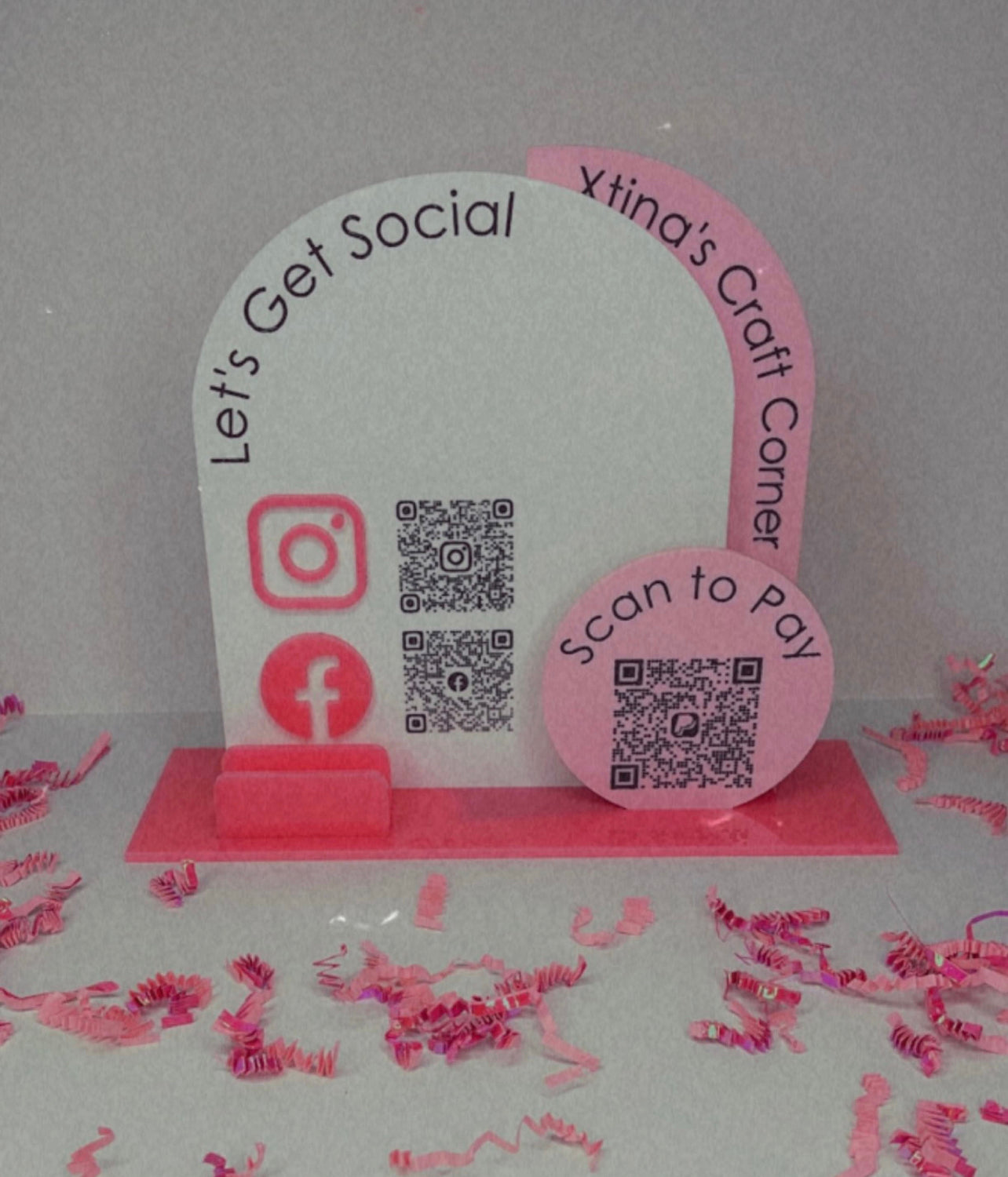 Cupcake social media share sign